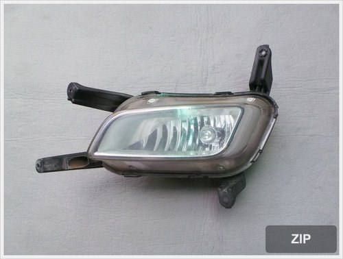 Противотуманная фара передняя левая 922012T500