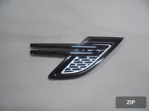 Накладка решётки крыла правая DK62280B10