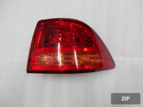 Задний фонарь правый Lotze Advance