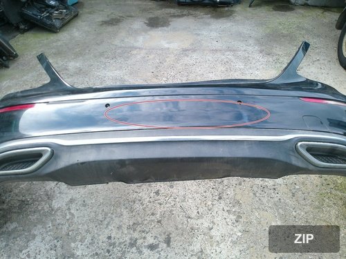 Накладка заднего бампера Mercedes-Benz E-Class W213 верхняя A213885025+нижняя A2138852125 с отверстиями под датчики на 4 места, с насадкой на выхлоп 16-20