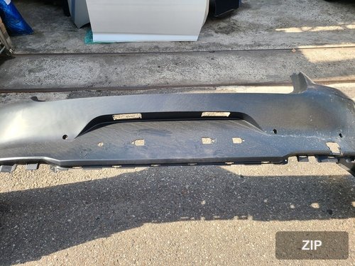 Накладка верхняя крышки бампера заднего K8 86611L8000 86611L8001 (4 отверстия под датчики)