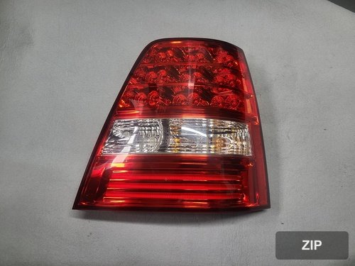 Фонарь задний правый LED 6-контактный 924023E500