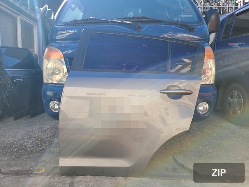 Задняя дверь левая Sportage R