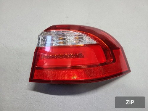 Задний фонарь правый LED 5-дверный