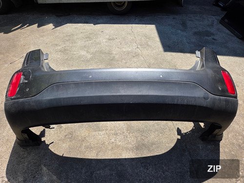 Накладка заднего бампера Sorento R (верхняя 866112P500 + нижняя 866122P500 + рейка 866302P500, с рефлекторами и 4 датчиками)