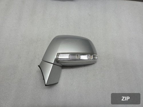 Боковое зеркало левое с электроприводом и LED 94510475 92U