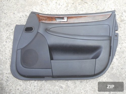 Накладка двери передняя правая 82302-3M020A4